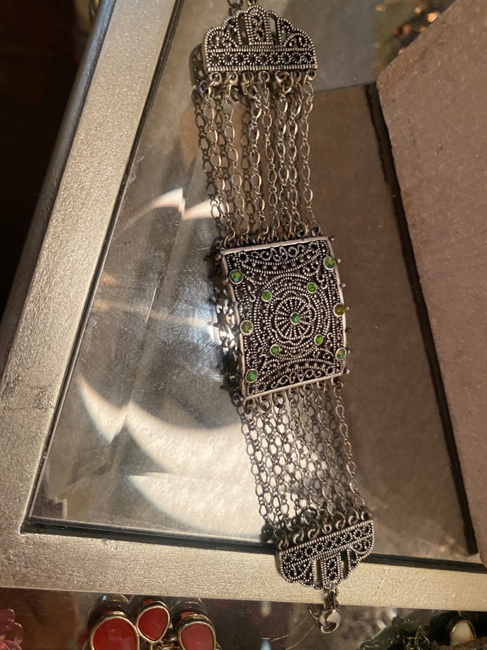 VTG AVON SILVER CHAIN BRACELET